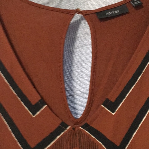 🌸Bundle of two Apt. 9 Sleeveless Tops Size Medium - Picture 7 of 12